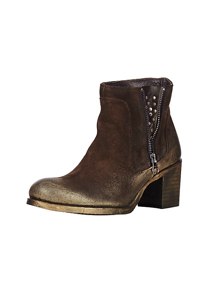 des chaussures pour enfant